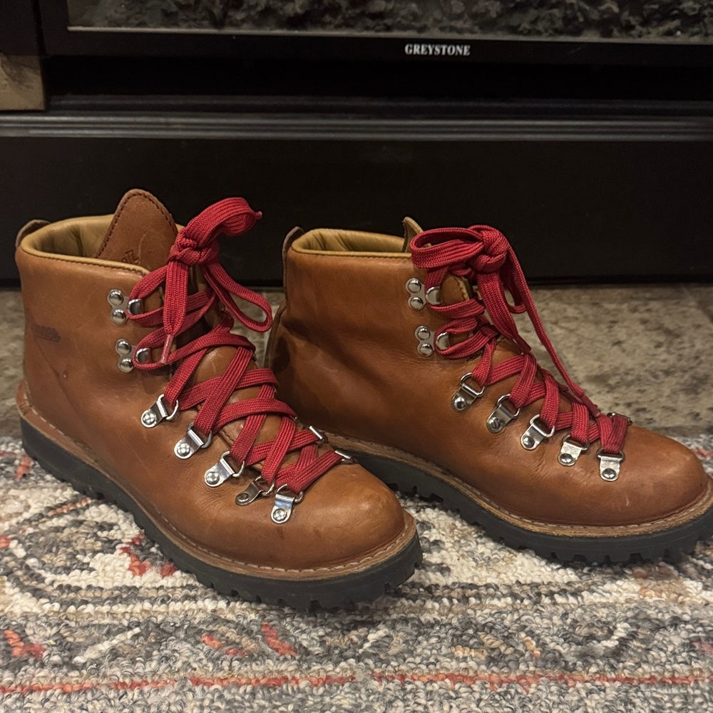Danner Brown Leather Lace-Up Boots with Red Laces